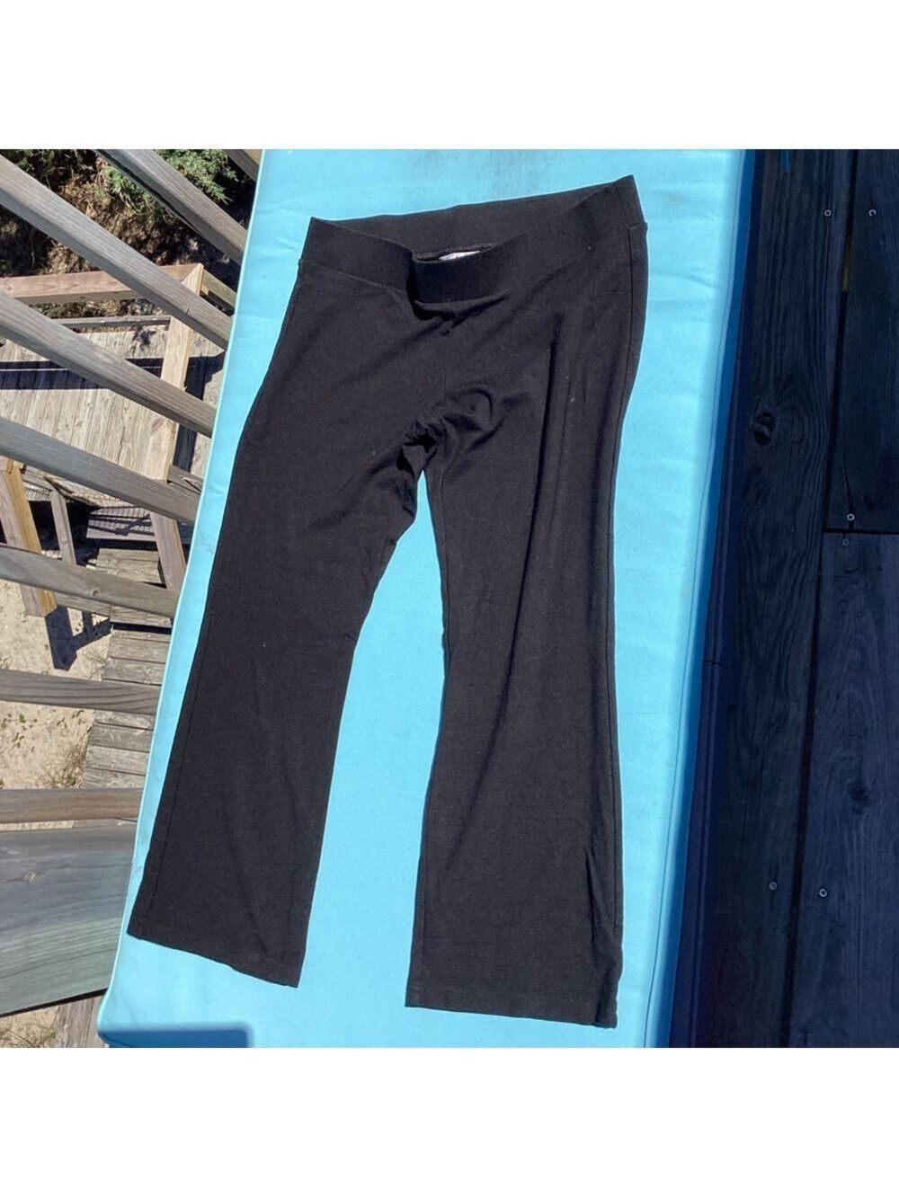 Bundle of Two WHBM & Cabi Black Leggings - Picture 4 of 14